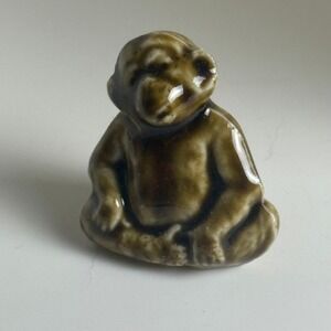 Wade Whimsies Chimpanzee Brown Figurine Brown Glazed Ceramic Made in England